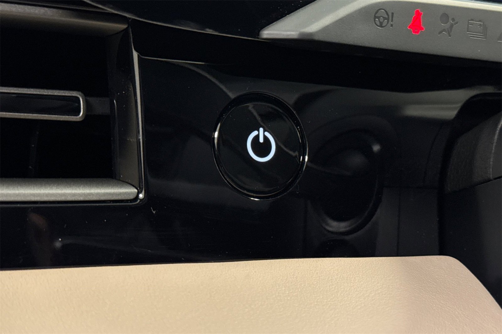 New 2025 Porsche Taycan image 23