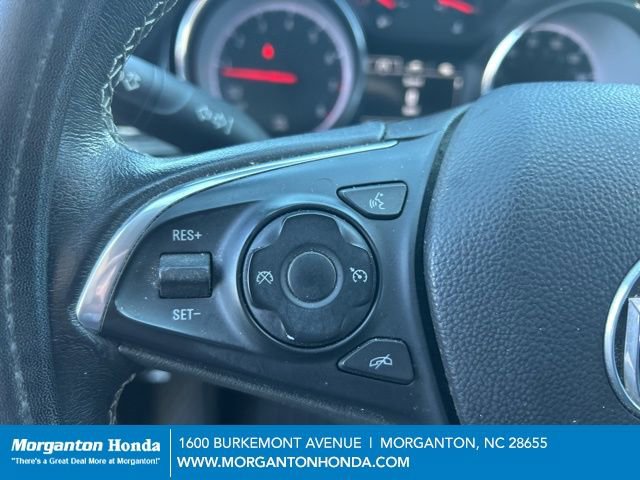 Used 2018 Buick Regal Preferred image 14