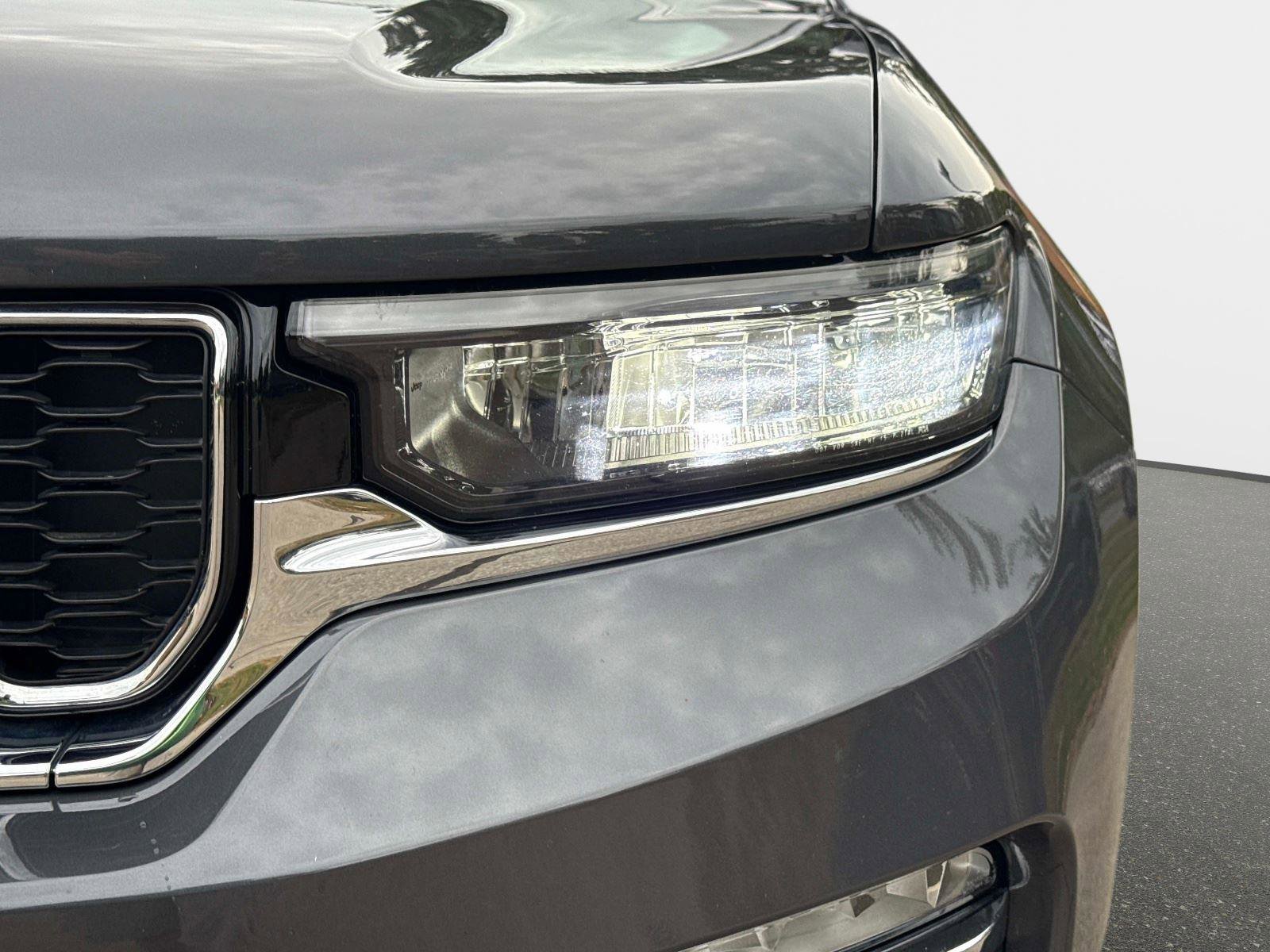 Used 2024 Jeep Grand Cherokee Limited 4xe image 10