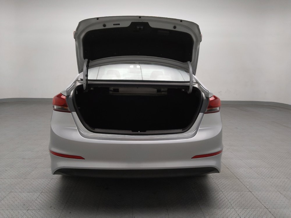 Used 2018 Hyundai Elantra SEL image 29