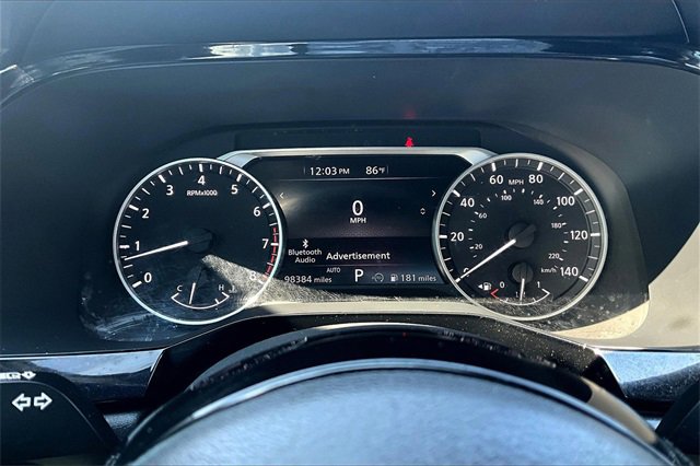 Used 2022 Nissan Pathfinder SV image 13