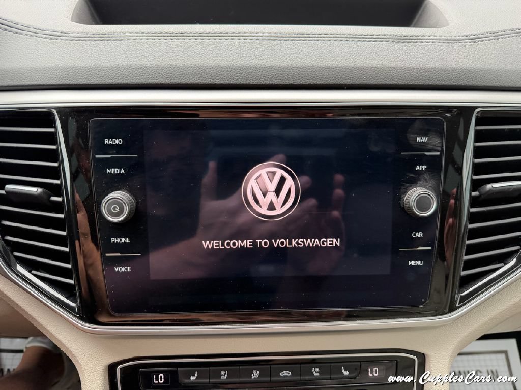 Used 2018 Volkswagen Atlas SEL Premium AWD/4WD image 25