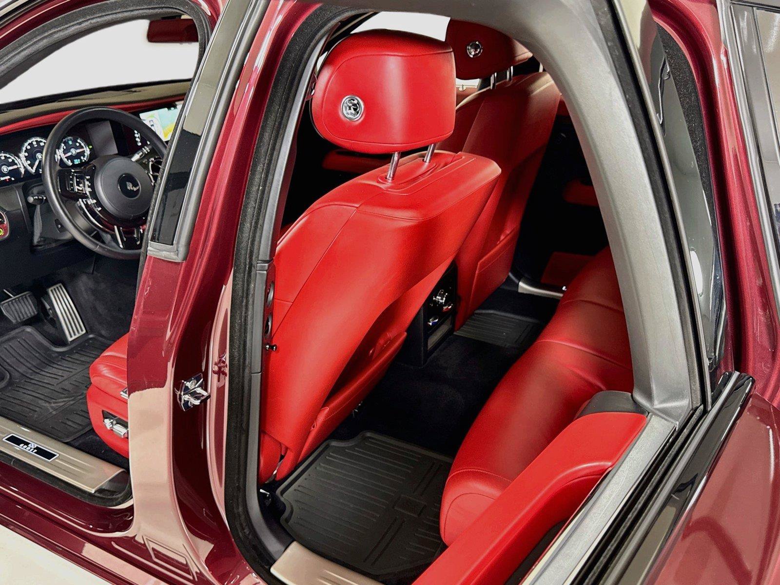 Used 2023 Rolls-Royce Ghost Black Badge AWD/4WD image 26