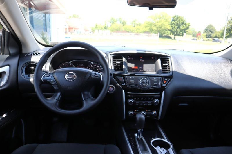 Used 2018 Nissan Pathfinder S AWD/4WD image 11