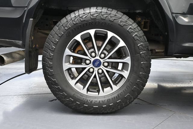 Used 2019 Ford F150 XLT w/ Equipment Group 302A Luxury AWD/4WD image 10