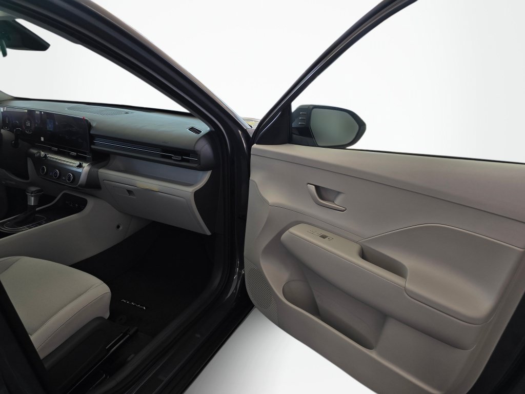 New 2026 Hyundai Kona SE AWD/4WD image 39
