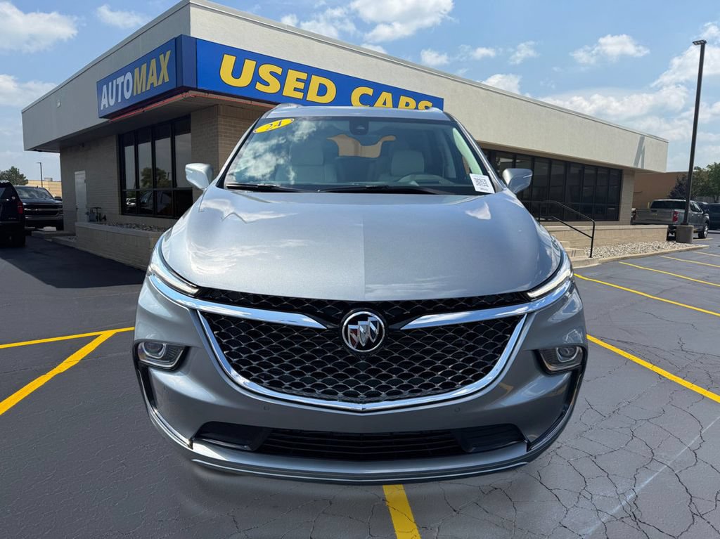 Used 2024 Buick Enclave Avenir w/ Trailering Package, 5000 lbs. AWD/4WD image 3