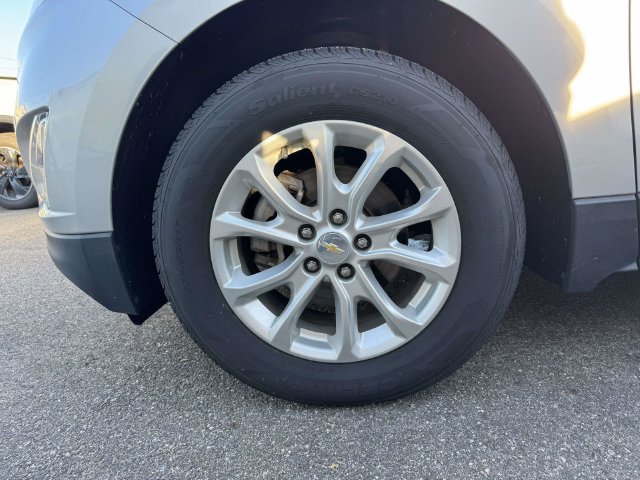 Used 2018 Chevrolet Equinox LT FWD image 9