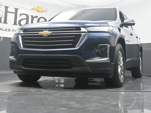 Used 2023 Chevrolet Traverse LT image 4