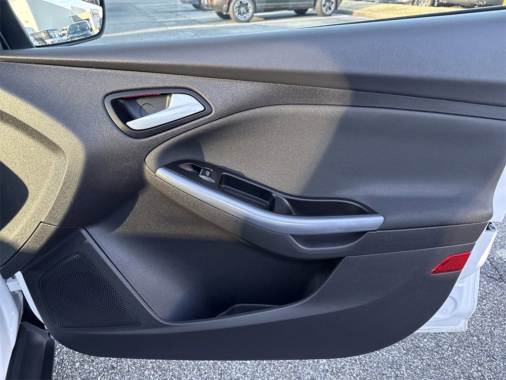Used 2014 Ford Focus Titanium image 14