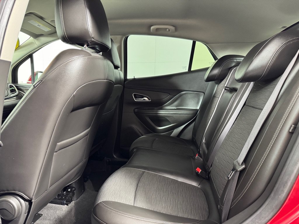 Used 2015 Buick Encore FWD image 17