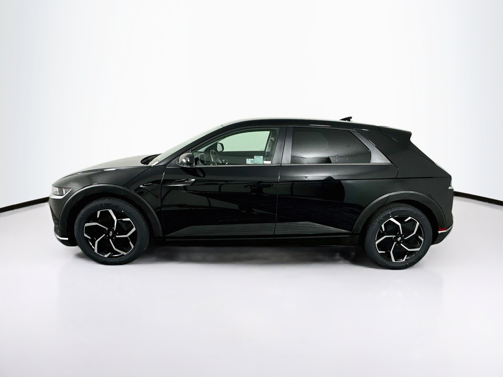 Used 2024 Hyundai Ioniq 5 SEL RWD image 4