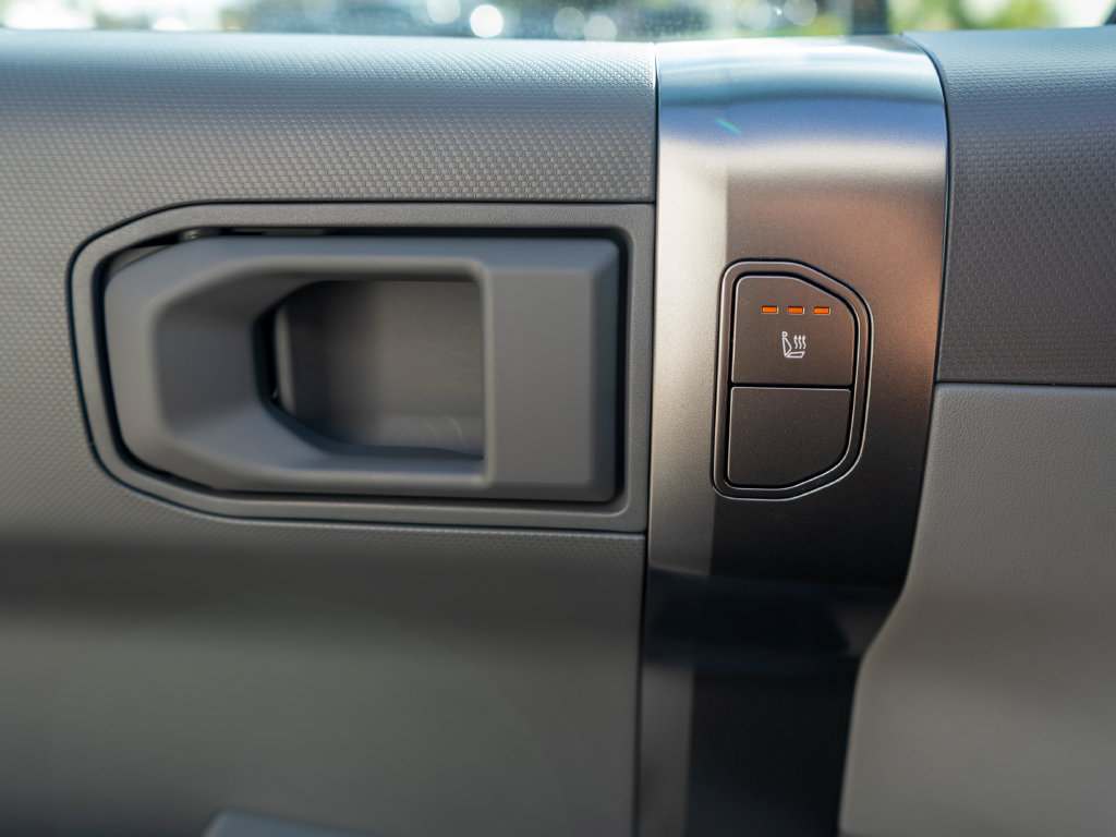 New 2027 Kia EV3 Wind FWD image 17