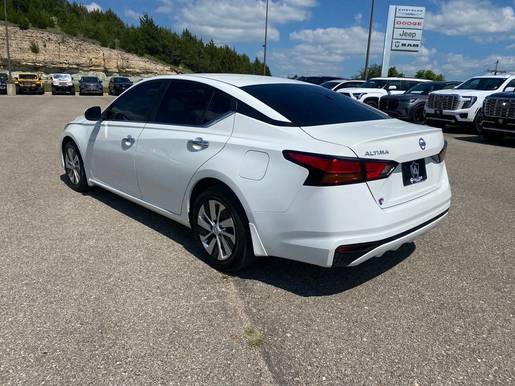 Used 2022 Nissan Altima 2.5 S FWD image 4