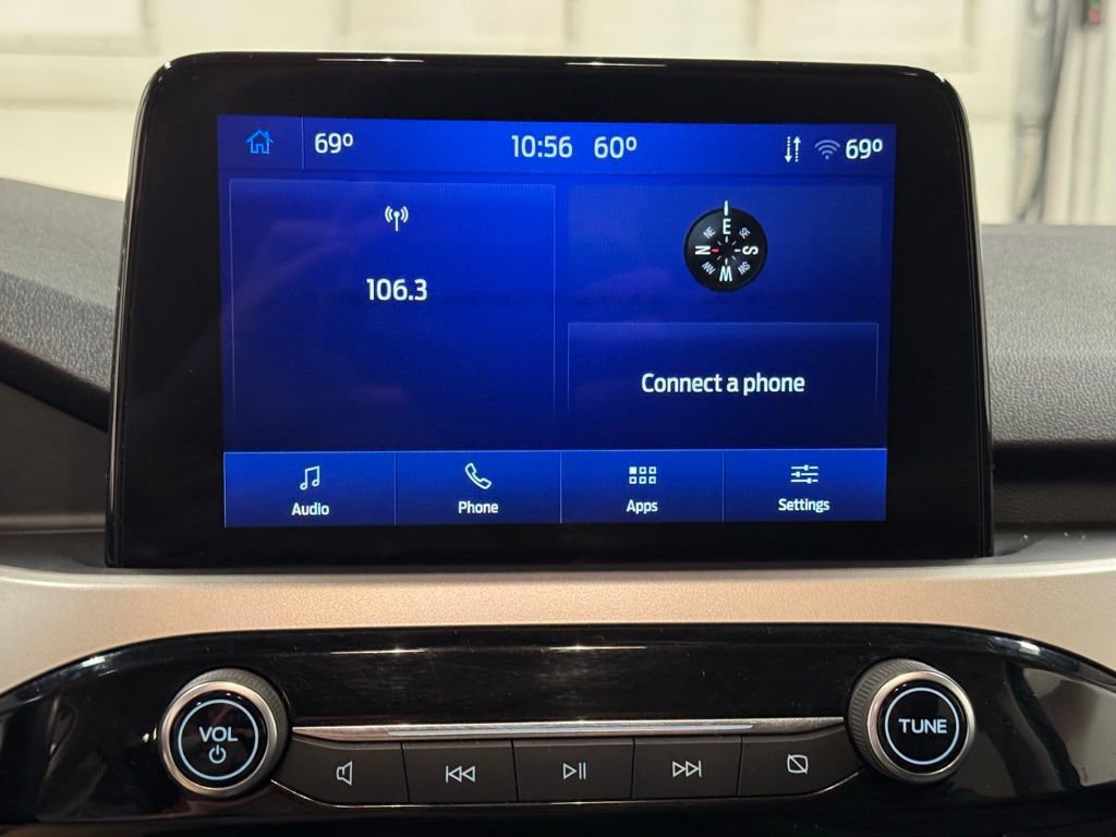 Used 2022 Ford Escape SEL w/ Equipment Group 302A image 8