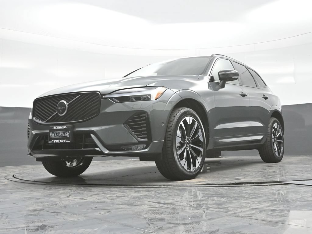 New 2026 Volvo XC60 B5 Plus w/ Protection Package Premier AWD/4WD image 24