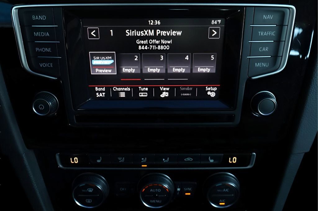 Used 2015 Volkswagen Golf SEL FWD image 27