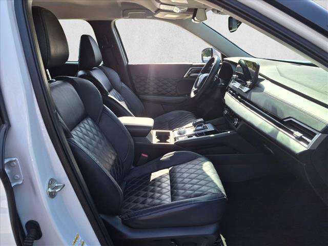 Used 2022 Mitsubishi Outlander SEL AWD/4WD image 19
