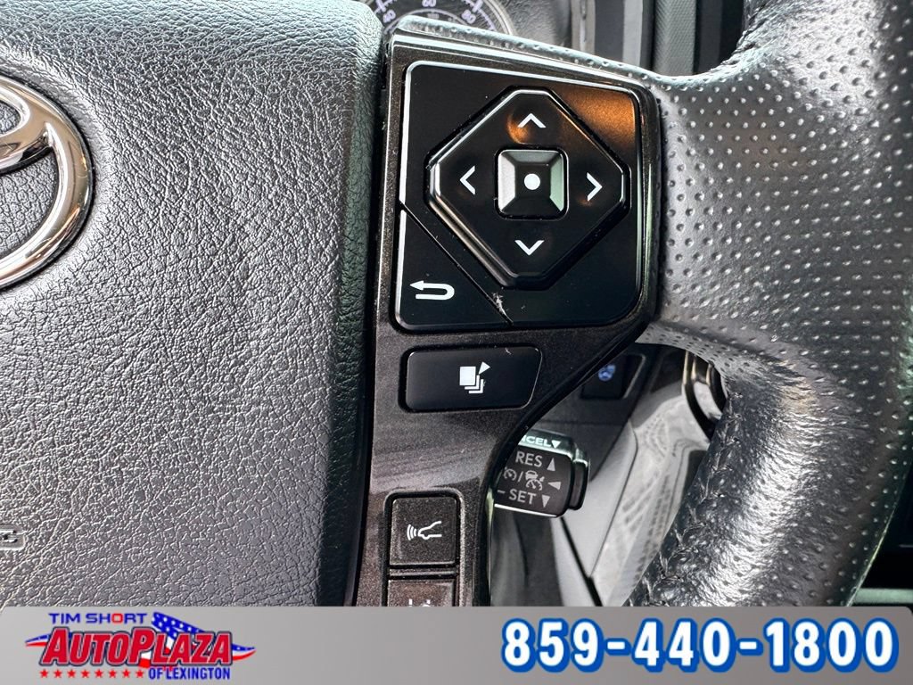 Used 2024 Toyota 4Runner TRD Off-Road Premium w/ Moonroof Package AWD/4WD image 23