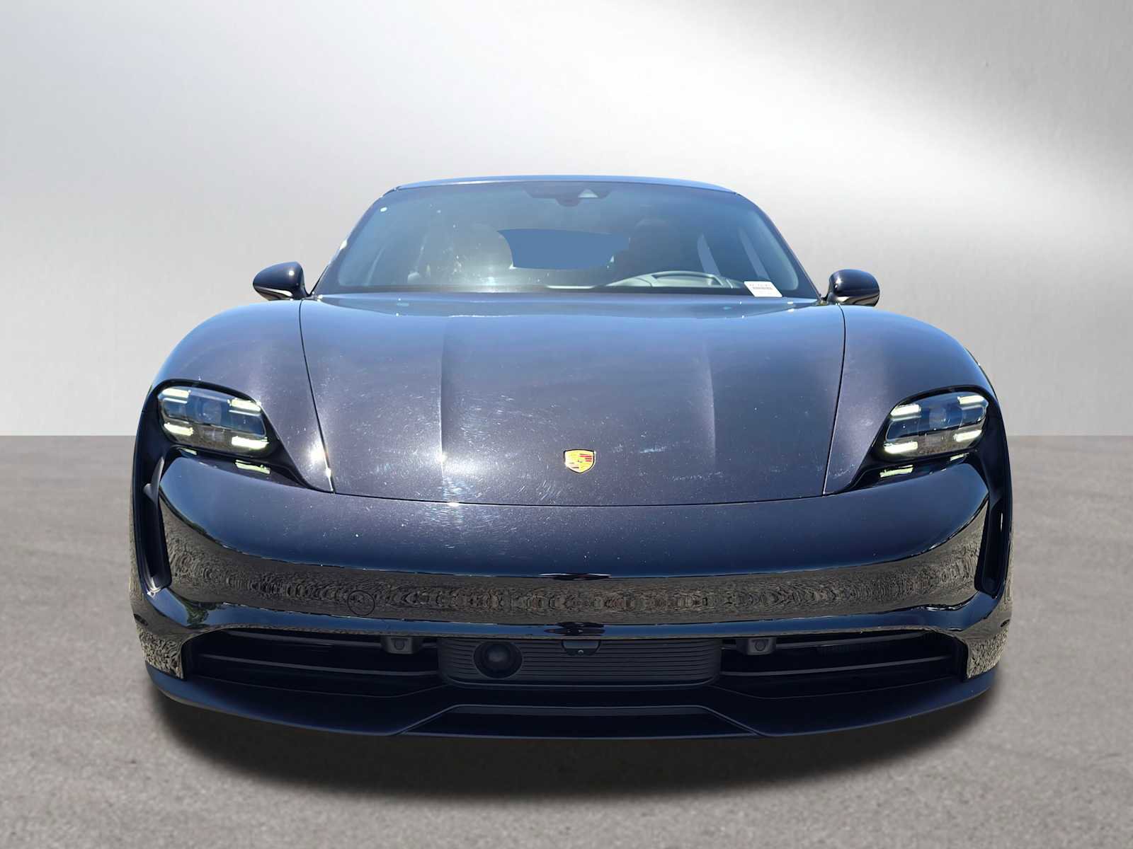 Used 2023 Porsche Taycan RWD image 8