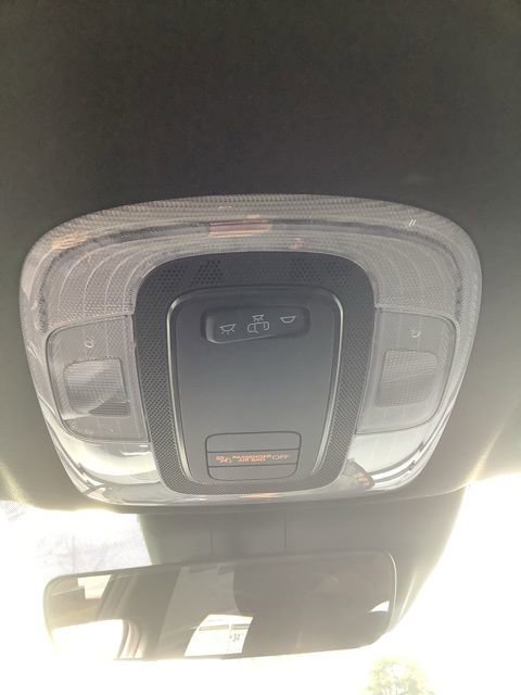 Certified 2025 Hyundai Elantra Sport image 35