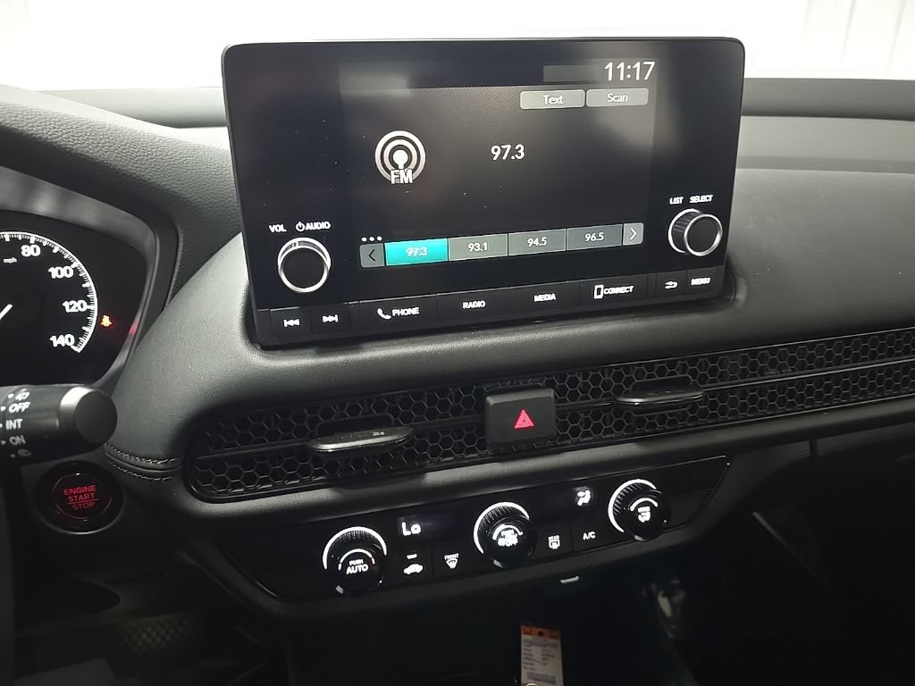 Used 2023 Honda HR-V LX image 26