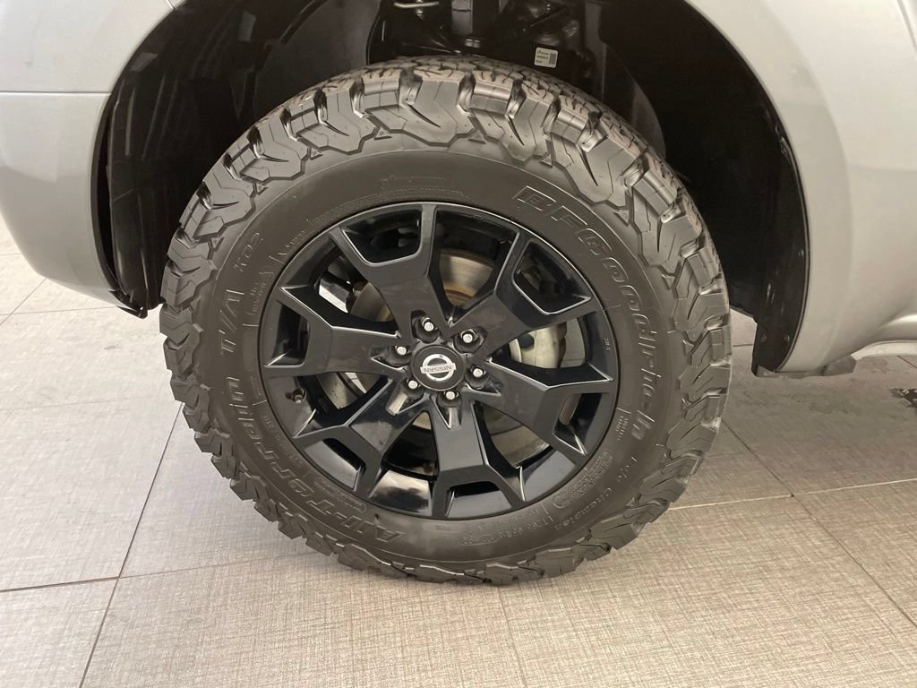Used 2021 Nissan Frontier SV w/ Midnight Edition Floor Mats AWD/4WD image 9