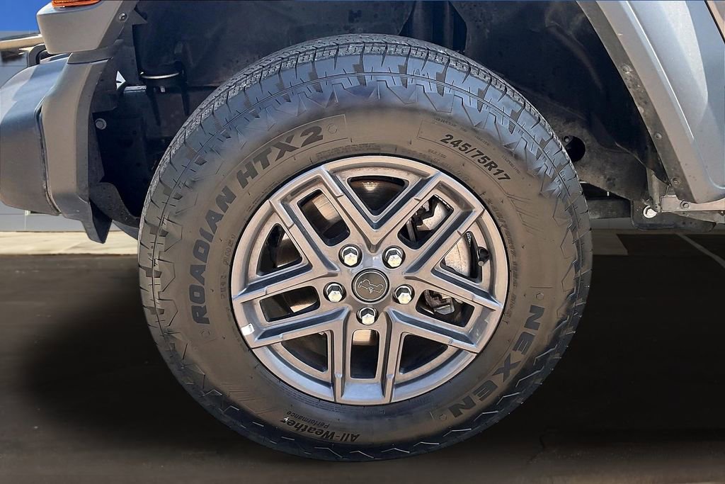 Used 2025 Jeep Wrangler Unlimited Sport AWD/4WD image 32
