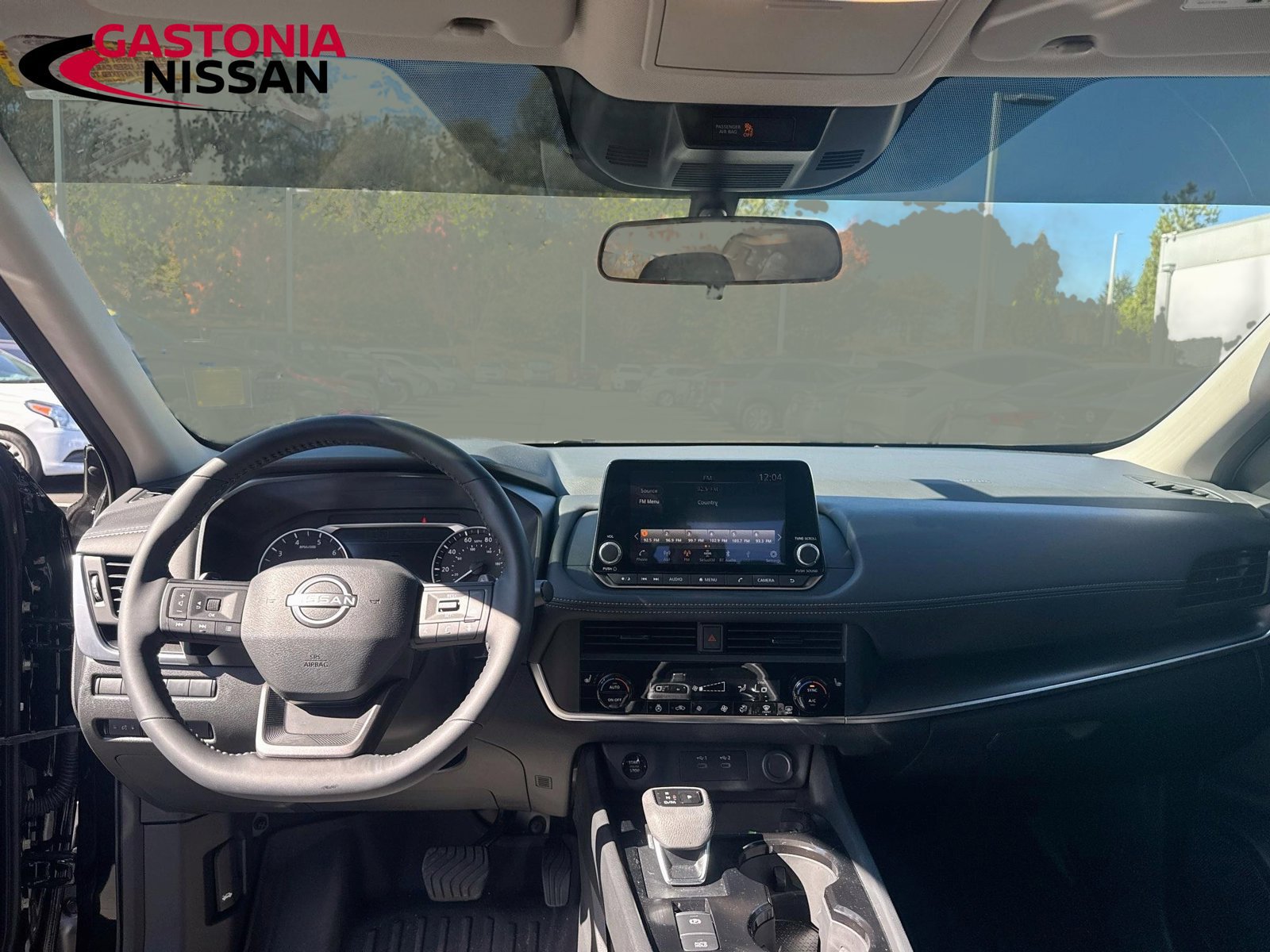 Used 2026 Nissan Rogue SV w/ Cold Weather Package FWD image 29