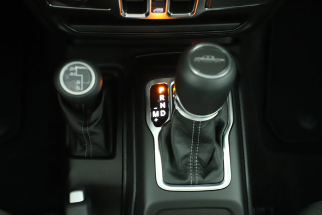 New 2025 Jeep Gladiator Sport image 5