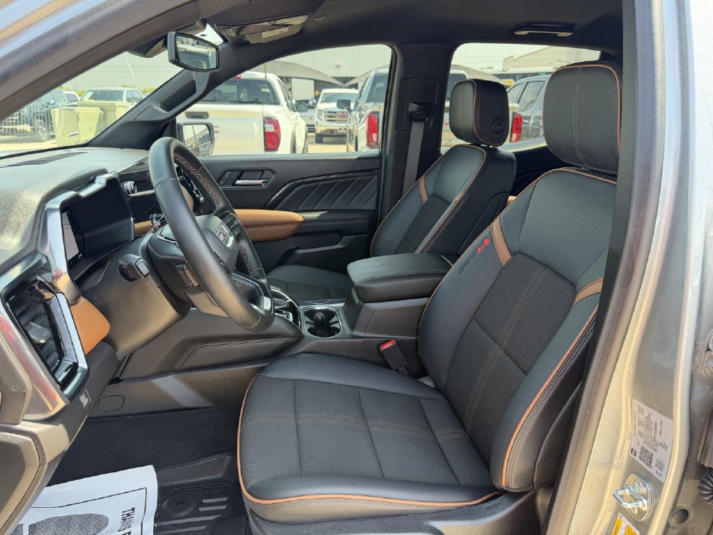 New 2026 GMC Canyon AT4 AWD/4WD image 22