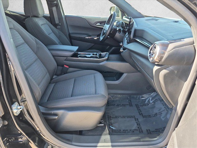 Used 2026 Chevrolet Equinox LT AWD/4WD image 21