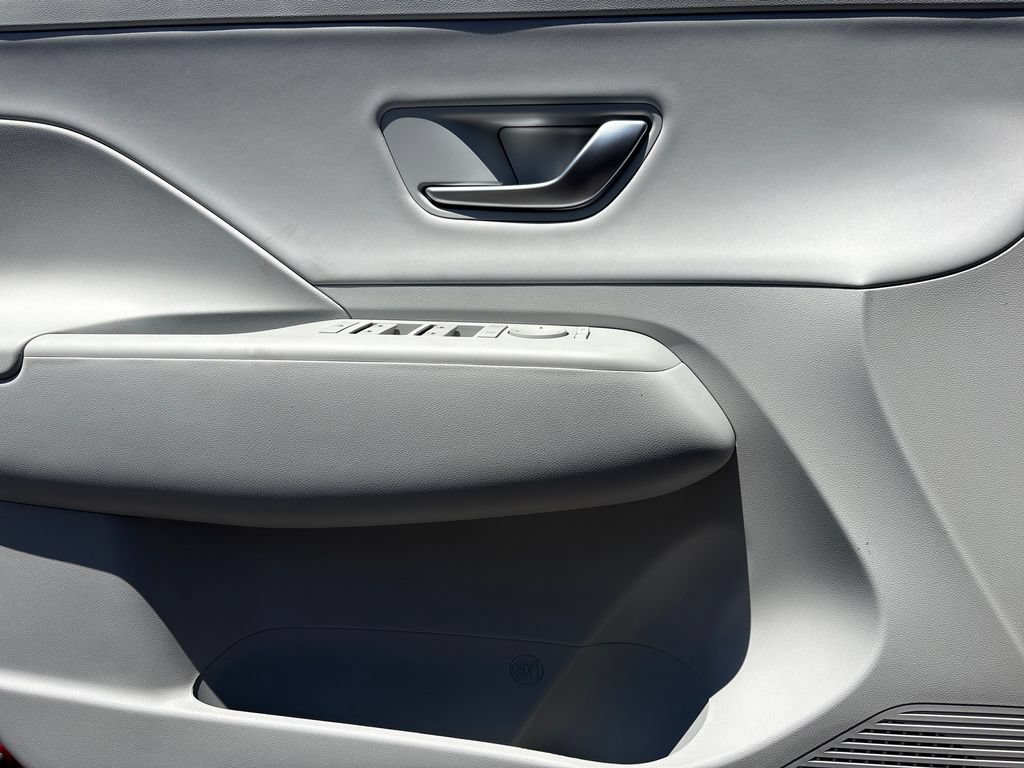 New 2026 Hyundai Kona SEL Premium FWD image 13