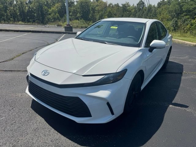 Used 2026 Toyota Camry LE w/ Convenience Package FWD image 7