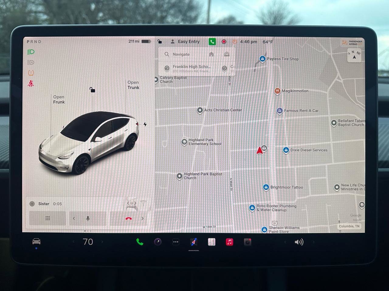 Used 2022 Tesla Model Y Long Range image 29