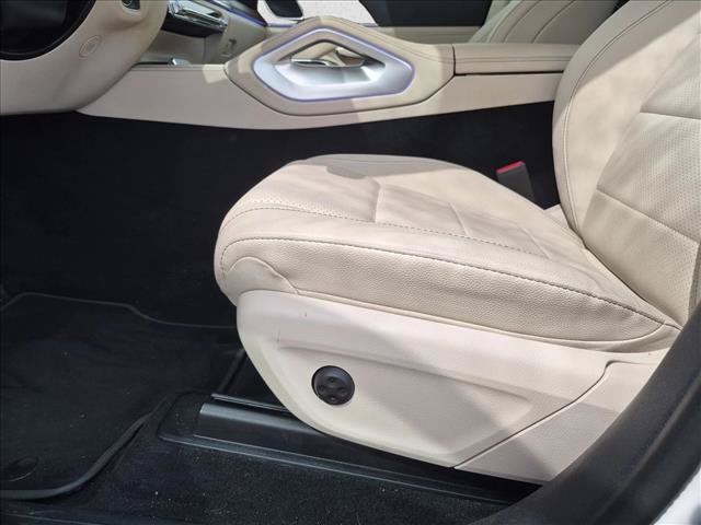 Used 2025 Mercedes-Benz GLE 450e 4MATIC image 17