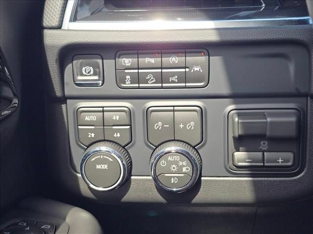 Used 2026 Chevrolet Tahoe RST w/ Comfort Package AWD/4WD image 23