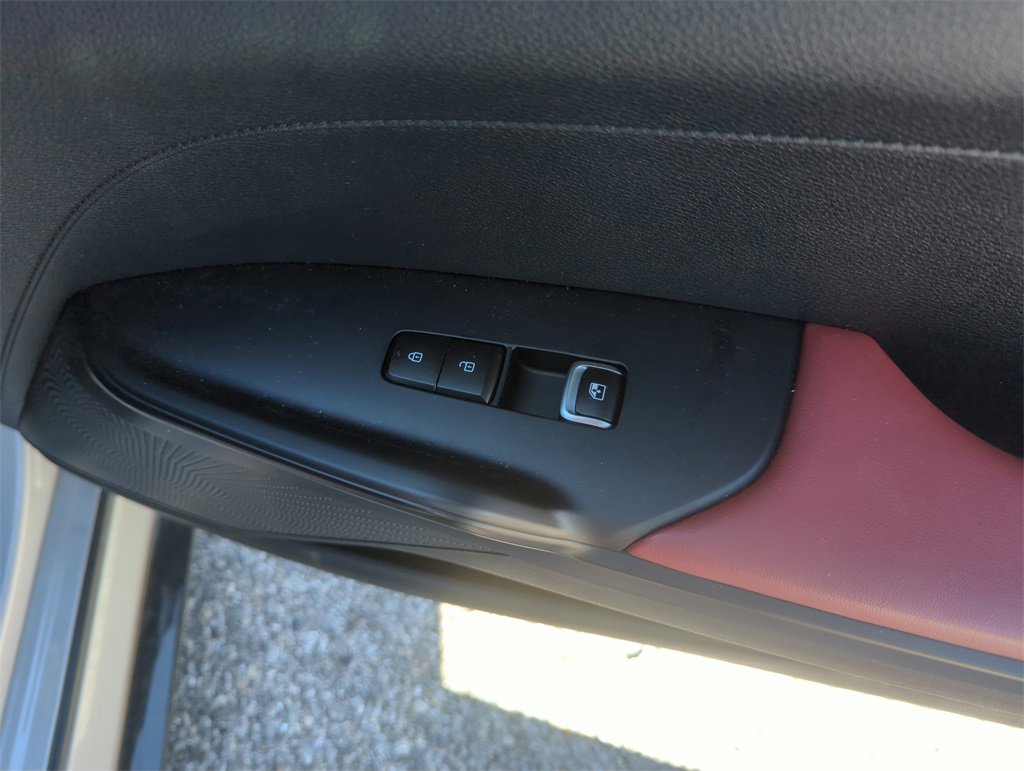 Used 2021 Kia K5 GT-Line image 35