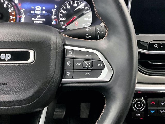 Used 2022 Jeep Compass Limited AWD/4WD image 24