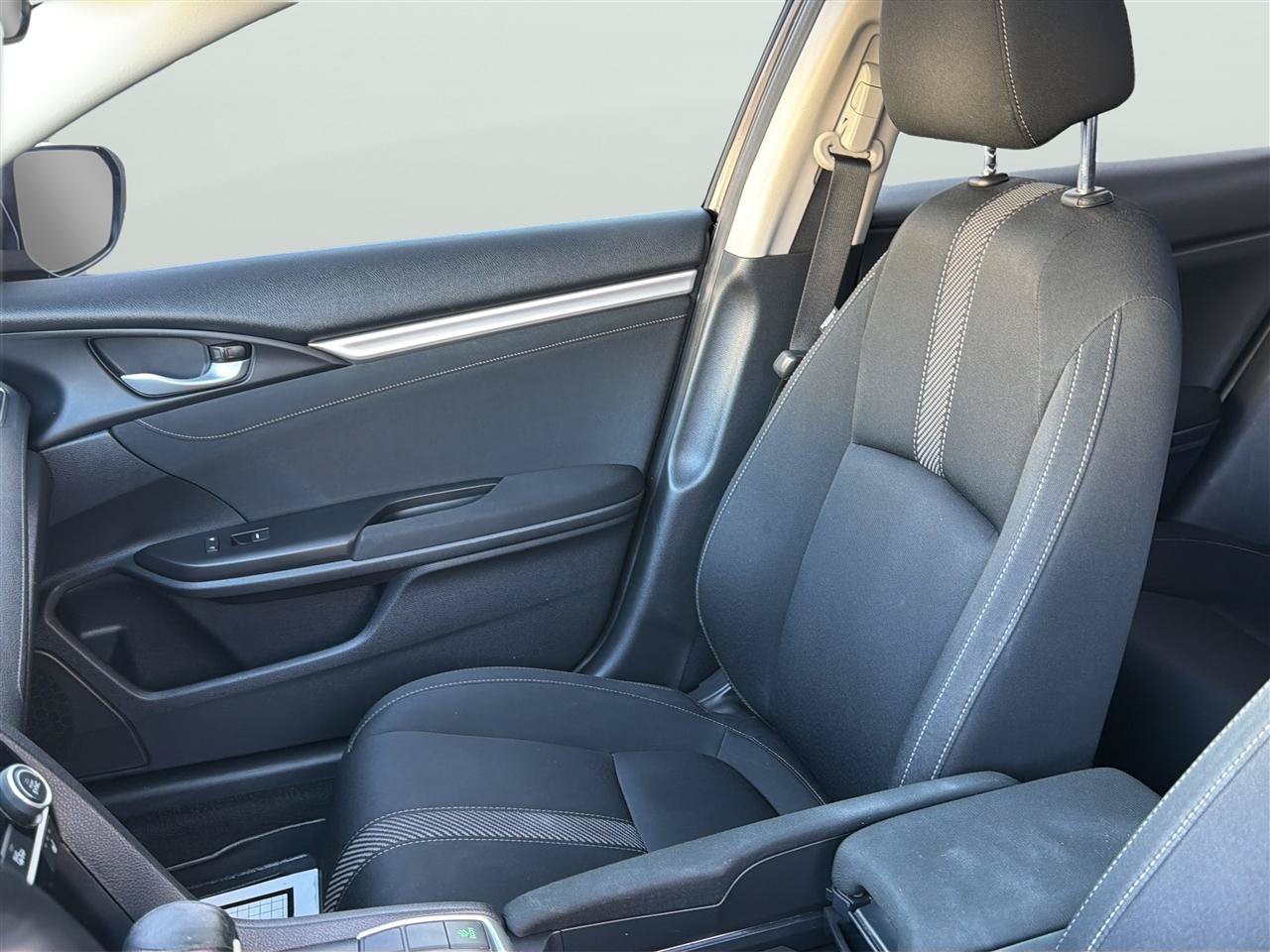 Used 2018 Honda Civic EX-T image 12