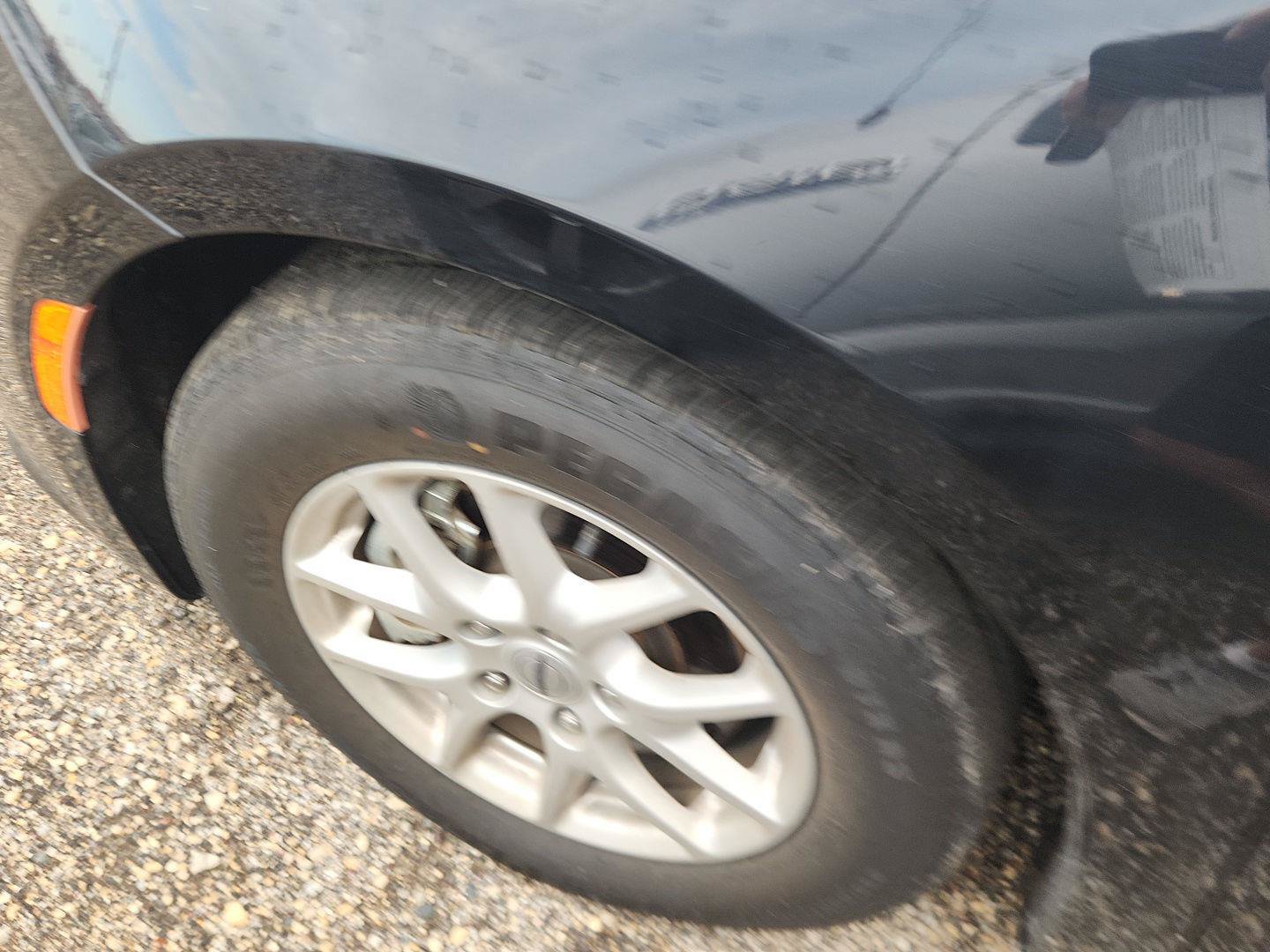 Used 2023 Chrysler Pacifica Touring-L FWD image 8