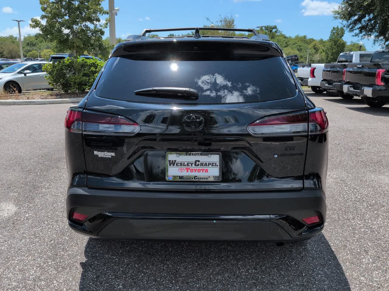Used 2025 Toyota Corolla Cross AWD Hybrid image 5