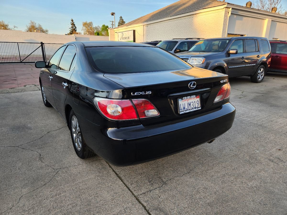Used 2002 Lexus ES 330 image 4