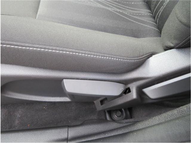 Used 2015 Ford Focus SE image 4