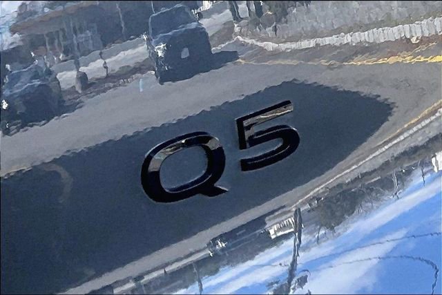 Certified 2025 Audi Q5 Premium w/ Convenience Package image 9