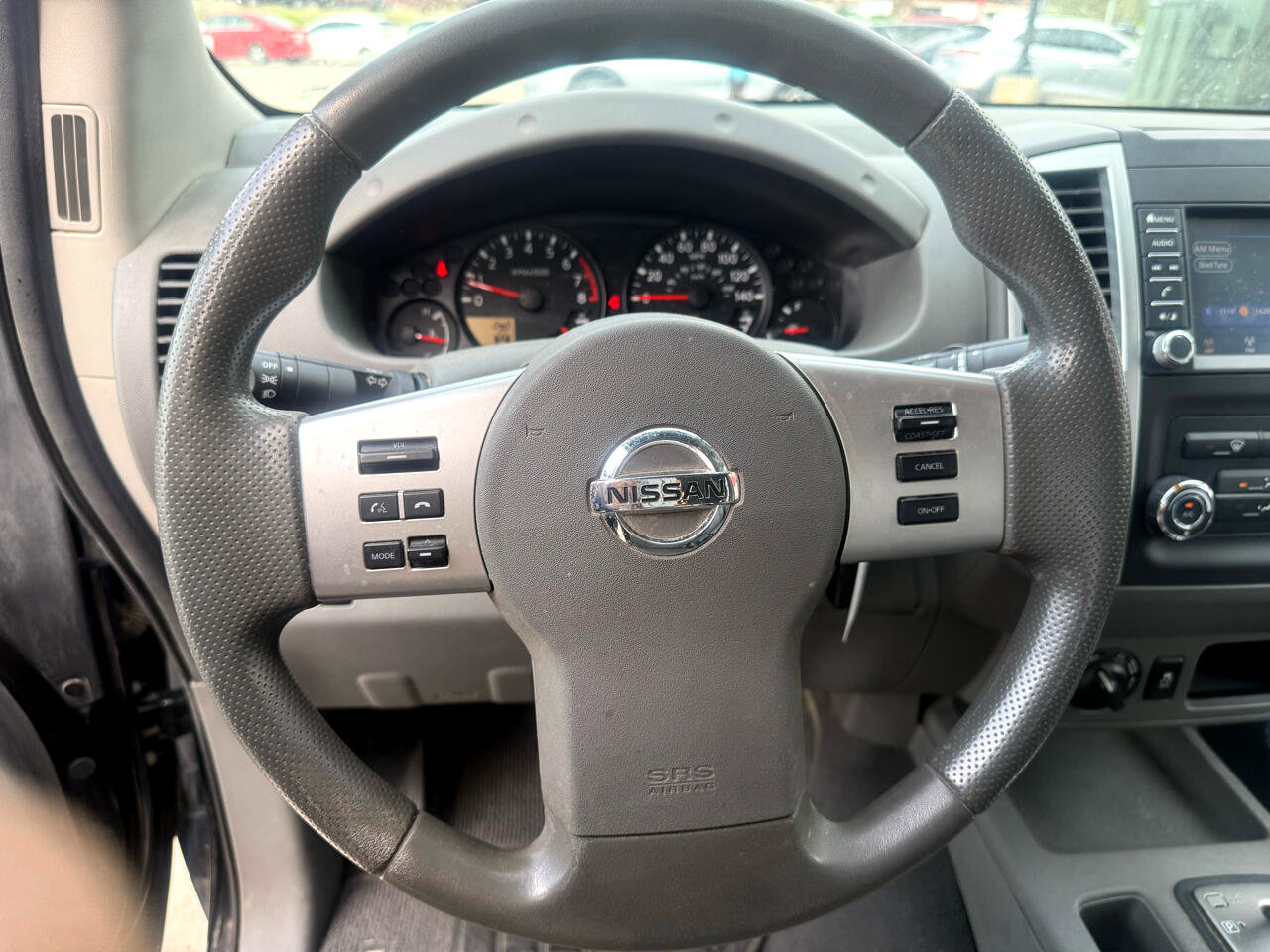 Used 2019 Nissan Frontier SV image 12