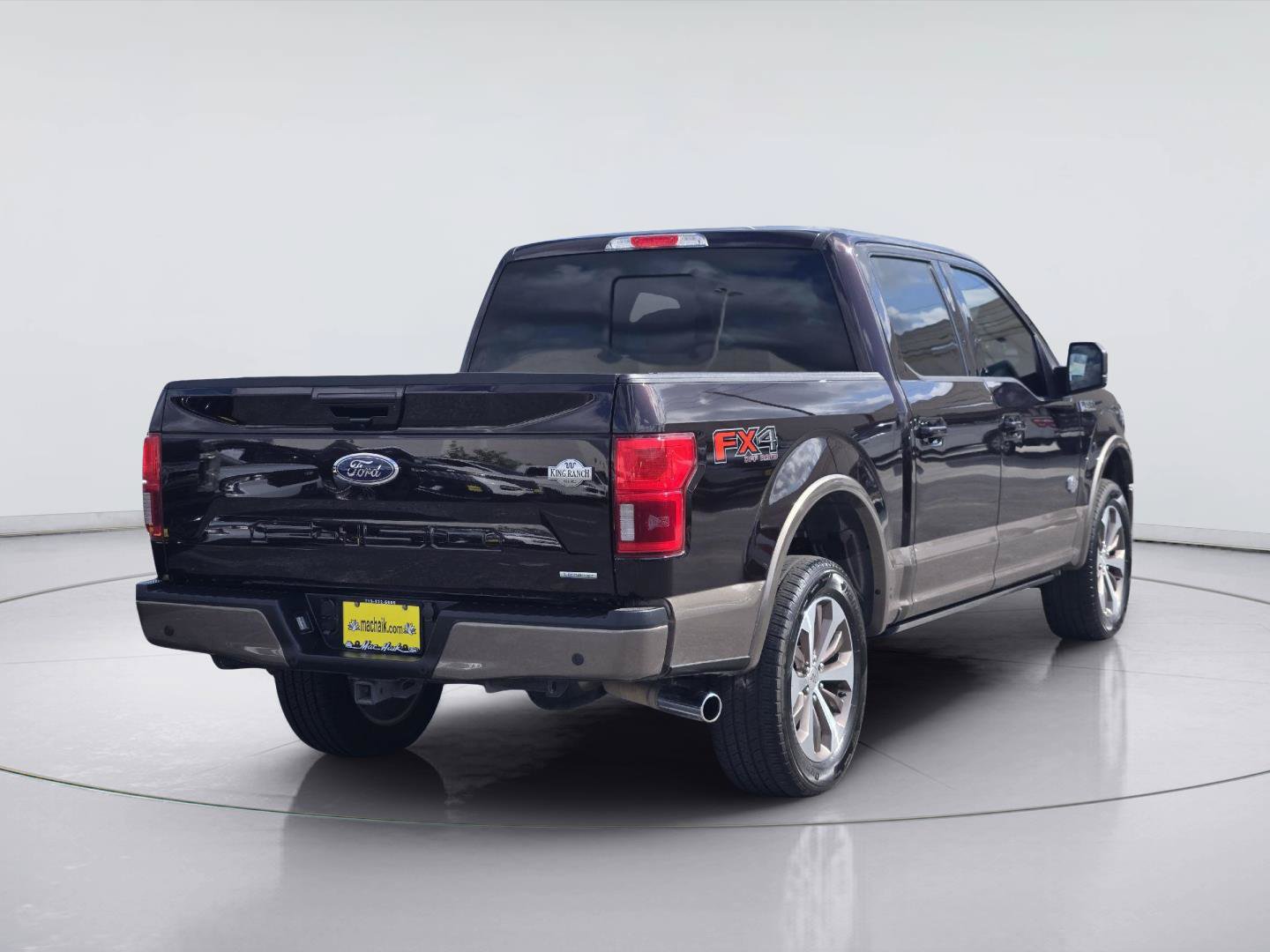 Used 2018 Ford F150 King Ranch w/ Equipment Group 601A Luxury AWD/4WD image 7