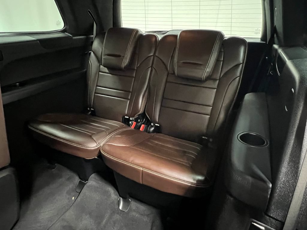 Used 2016 Mercedes-Benz GL 63 AMG 4MATIC image 33