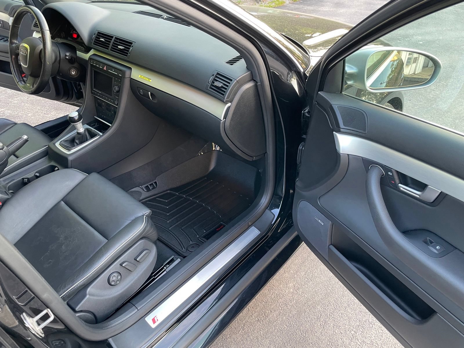 Used 2008 Audi RS 4 Sedan AWD/4WD image 12