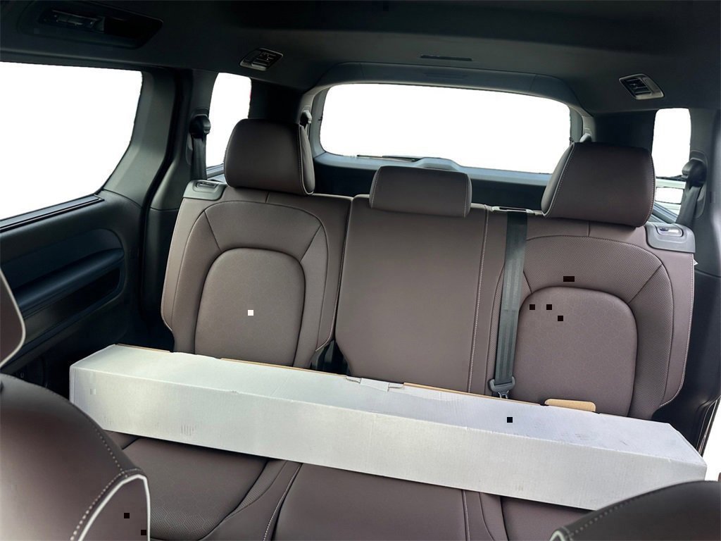 New 2025 Volkswagen ID. Buzz Pro S image 13